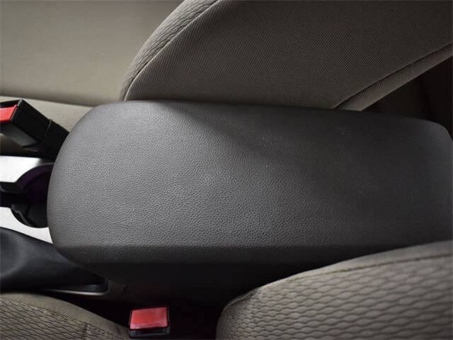 2009 Ford Focus SES