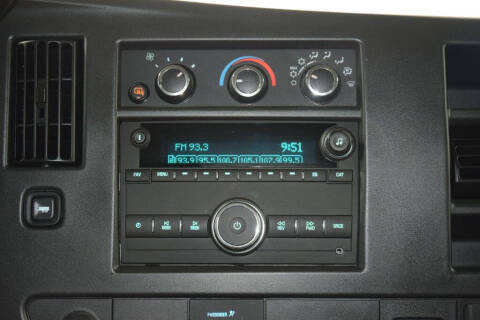 2025 Chevrolet Express LT 3500
