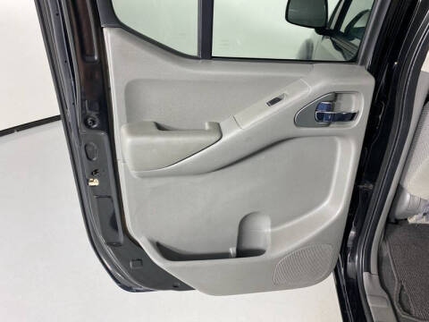 2021 Nissan Frontier SV