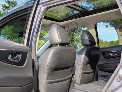 2017 Nissan Rogue SL