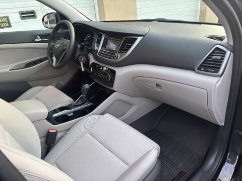 2017 Hyundai Tucson SE