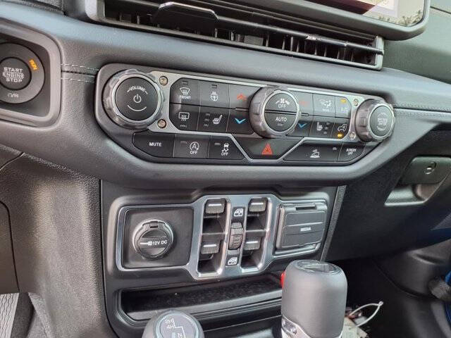 2025 Jeep Gladiator High Tide