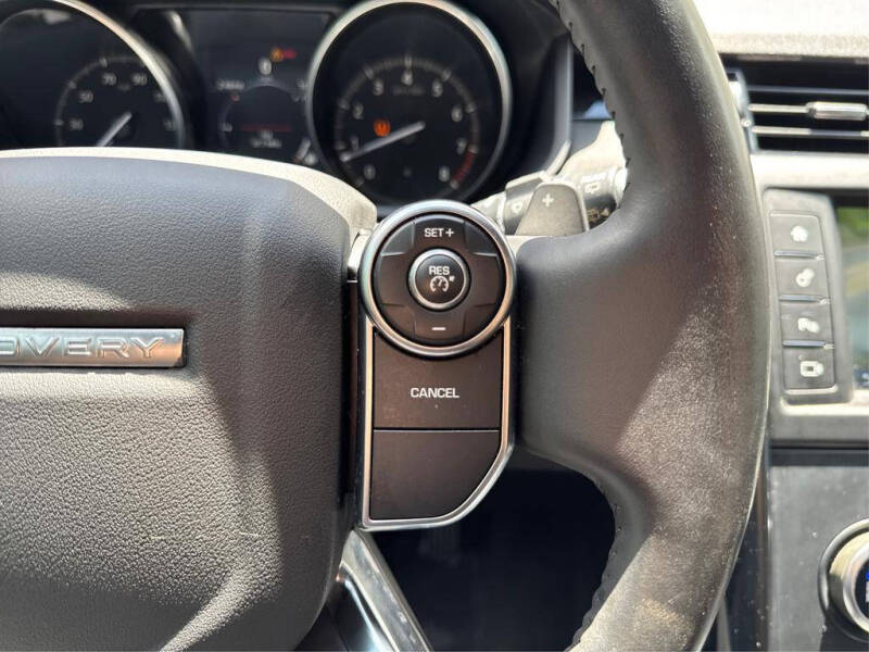 2017 Land Rover Discovery SE