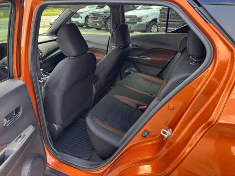 2021 Nissan Kicks SR