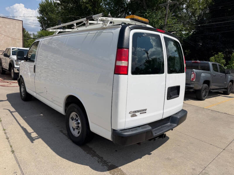 2012 Chevrolet Express 2500