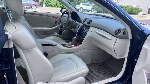 2005 Mercedes-Benz CLK CLK 320