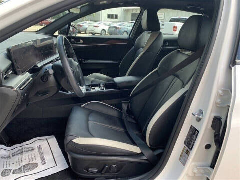 2025 Kia K5