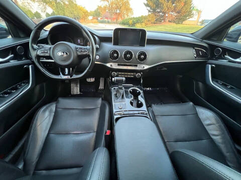 2020 Kia Stinger GT-Line