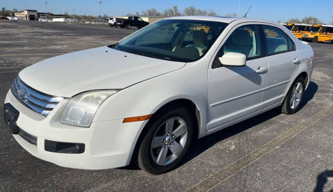 2009 Ford Fusion for sale at In Motion Sales LLC in Olathe KS