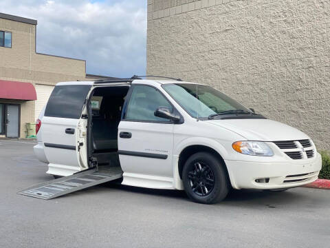 2005 Dodge Grand Caravan for sale at Overland Automotive in Hillsboro OR