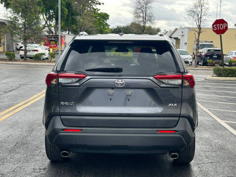 2019 Toyota RAV4 XLE