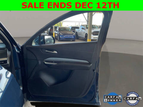 2021 Cadillac XT4 Premium Luxury