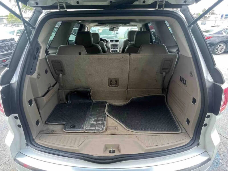 2016 GMC Acadia Denali