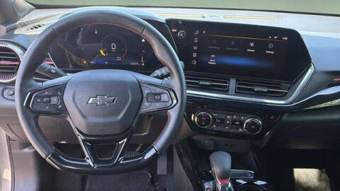 2024 Chevrolet Trax RS