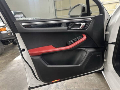 2017 Porsche Macan GTS