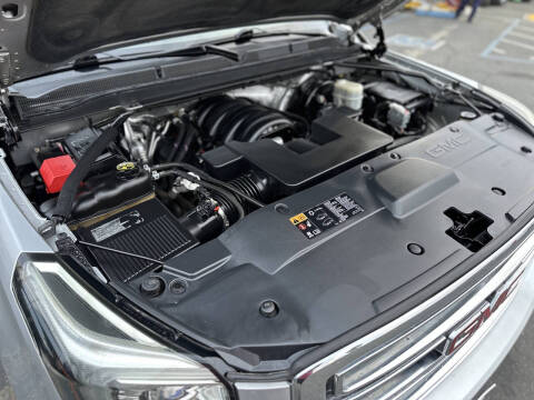 2015 GMC Yukon XL SLE