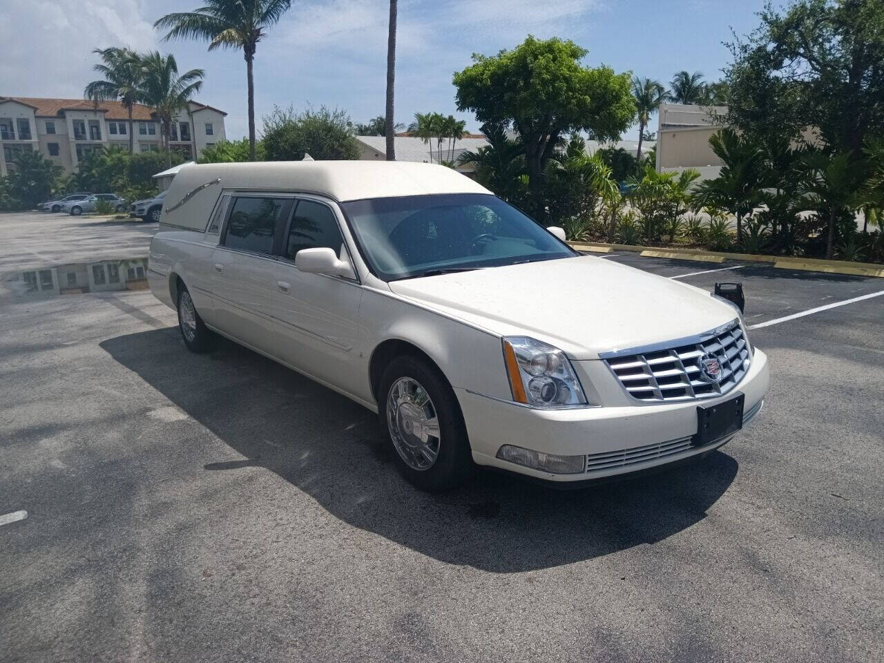 2009 CADILLAC Commercial Chassis Incomplete - $21,500