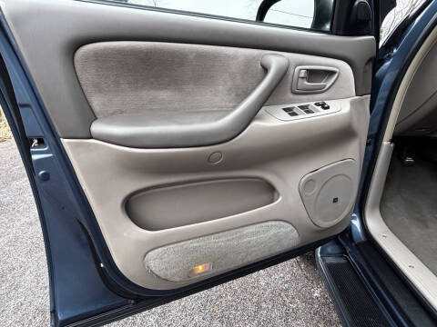 2007 Toyota Sequoia SR5