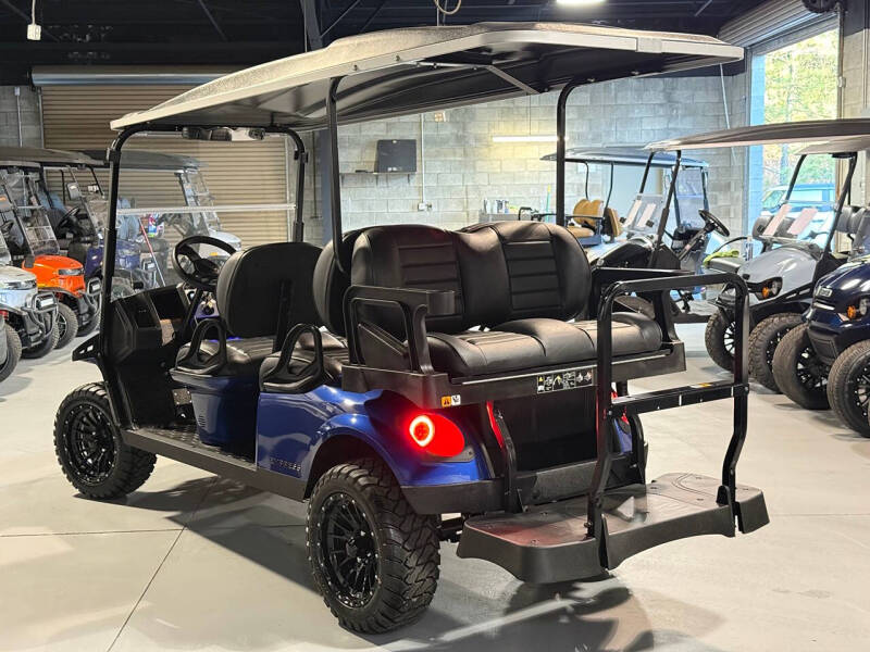 2025 E-Z-GO Express L6