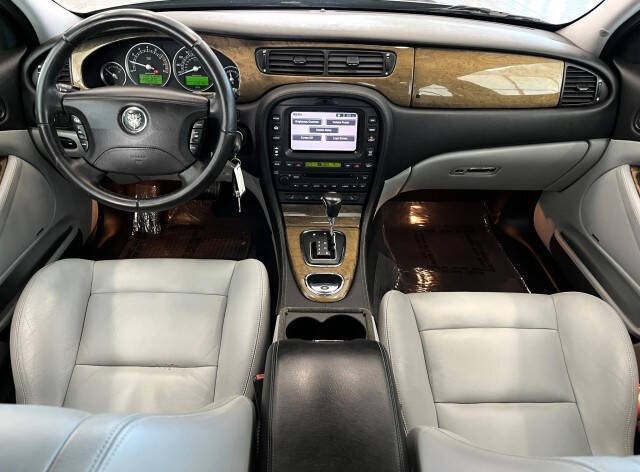 2005 Jaguar S-Type R