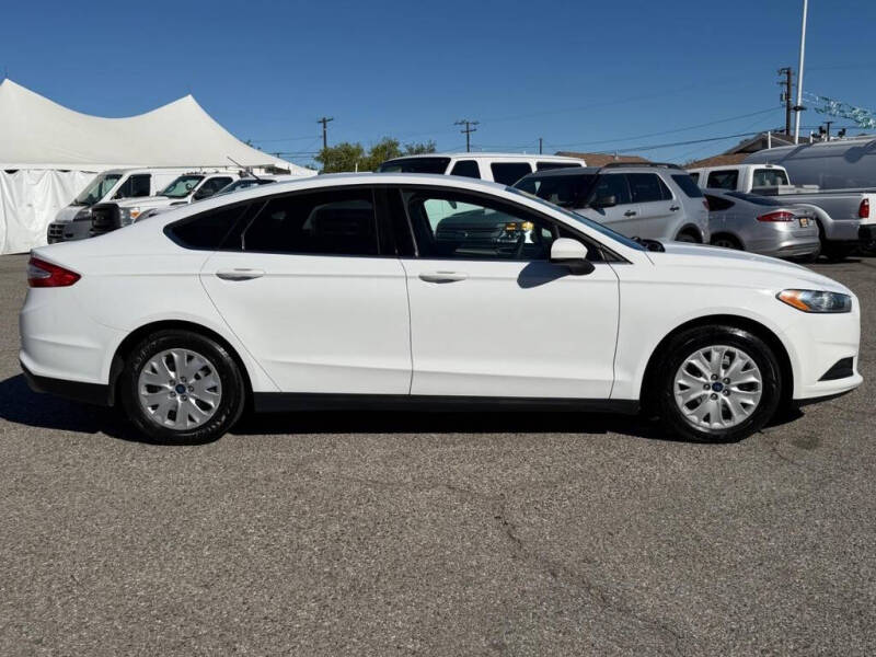 2014 Ford Fusion S