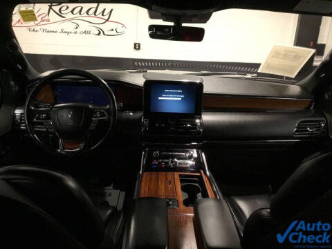 2019 Lincoln Navigator Select