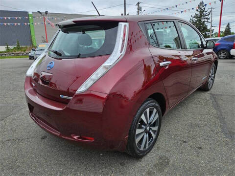 2017 Nissan LEAF SV