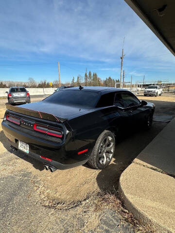 2015 Dodge Challenger SXT Plus