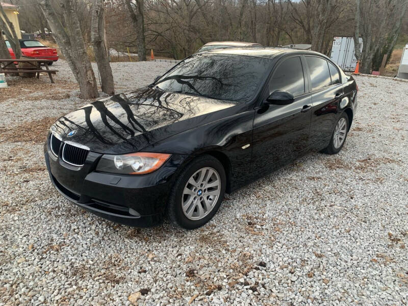 2006 BMW 3 Series for sale at Dutch and Dillon Car Sales in Lee's Summit MO