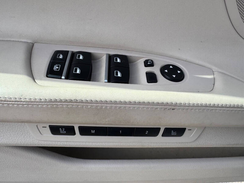 2010 BMW 7 Series 750Li xDrive