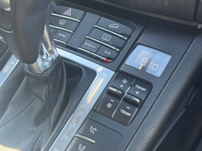 2017 Porsche Macan S