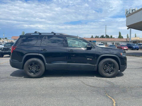 2021 GMC Acadia AT4