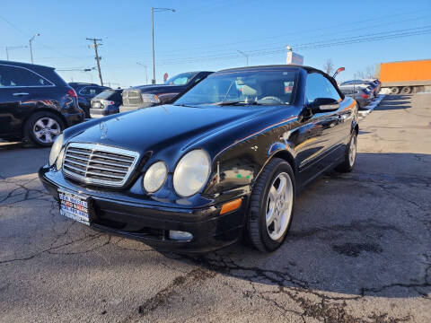 2000 Mercedes-Benz CLK for sale at New Wheels in Glendale Heights IL