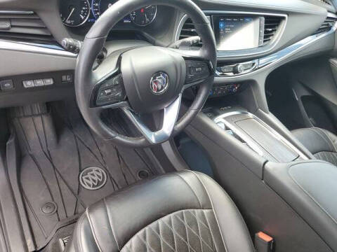 2022 Buick Enclave Avenir