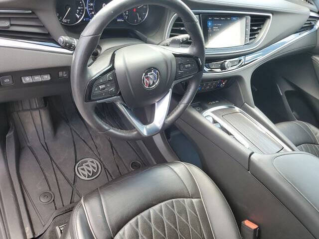 2022 Buick Enclave Avenir