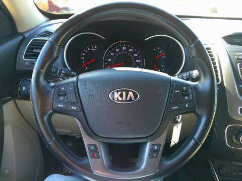 2014 Kia Sorento LX