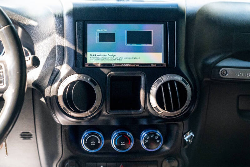 2015 Jeep Wrangler Unlimited Sport