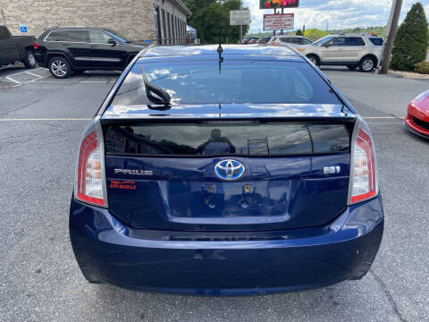 2013 Toyota Prius Two