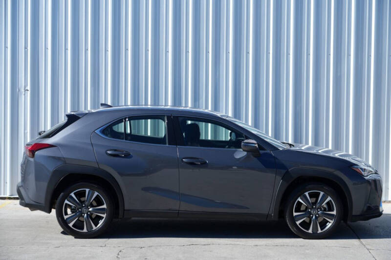 2022 Lexus UX 200
