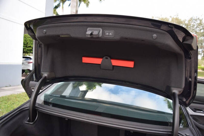 2015 Audi S8 4.0T quattro