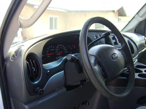 2007 Ford E-Series E-350 SD XLT
