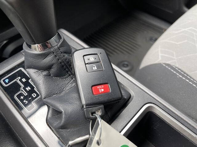 2023 Toyota Tacoma SR5 V6