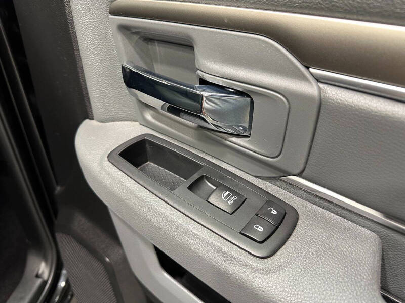 2017 RAM 1500 Express