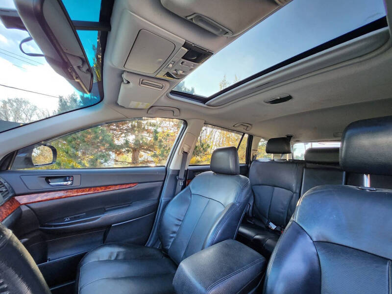 2010 Subaru Outback 2.5i Limited