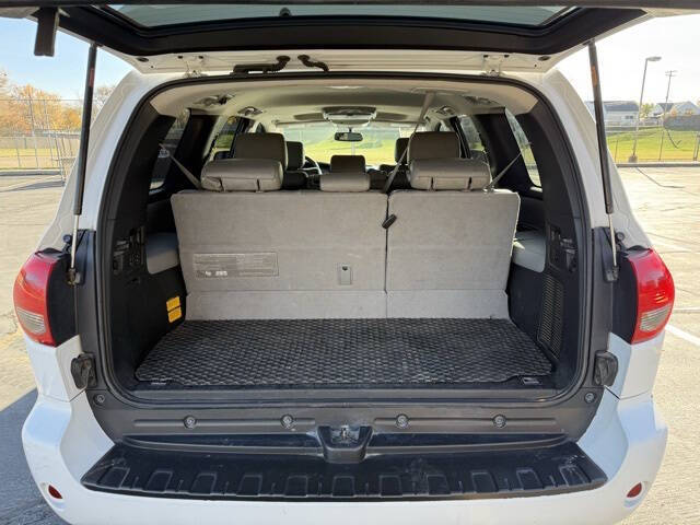 2012 Toyota Sequoia SR5