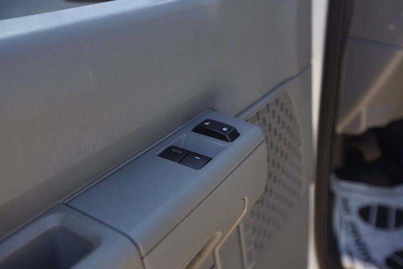 2014 Ford E-Series E-150