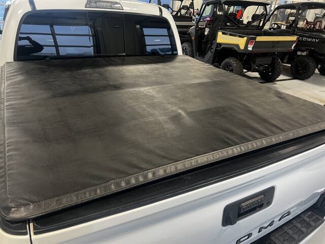 2020 Toyota Tacoma SR5 V6