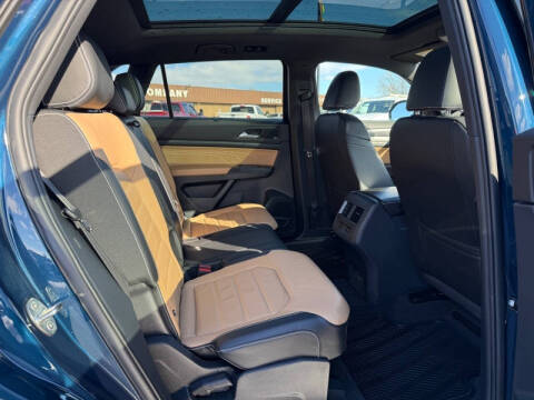 2022 Volkswagen Atlas Cross Sport V6 SEL Premium R-Line 4Motion