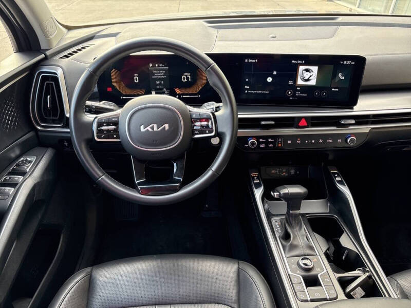 2024 Kia Sorento S