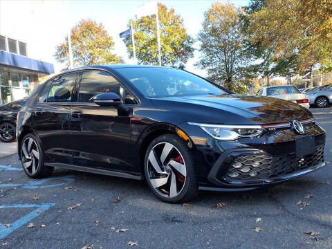 2022 Volkswagen Golf GTI SE